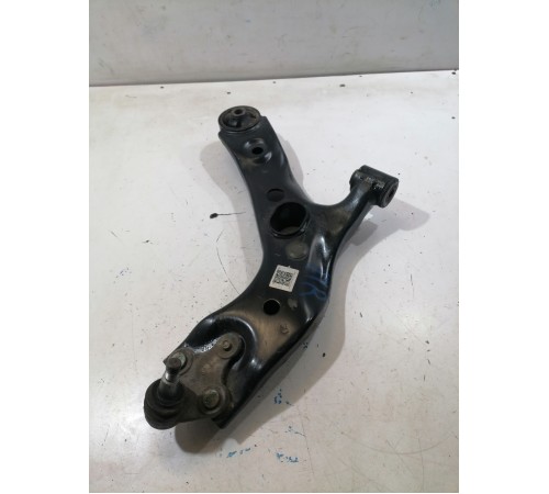 Рычаг подвески передний правый