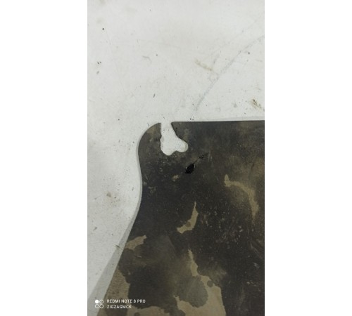 Пыльник крыла и рамы