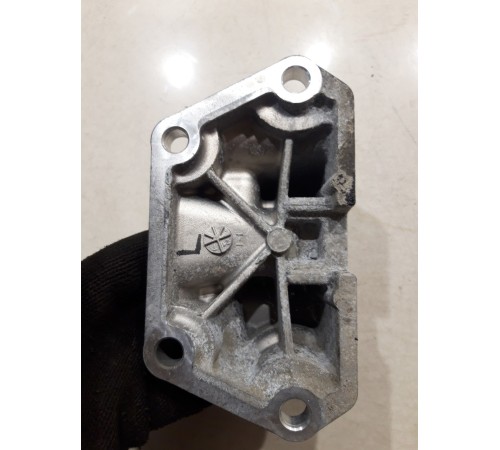 Кронштейн(крепление) двигателя