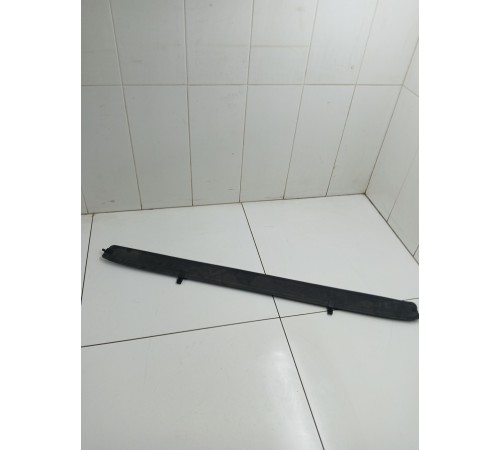 Шторка багажника