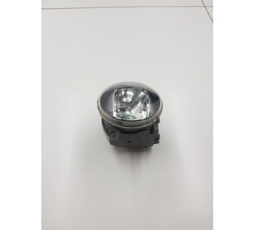 Фара противотуманная левая