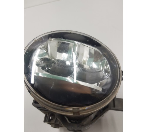 Фара противотуманная левая