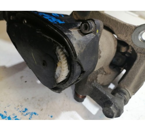 Суппорт задний левый