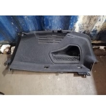 Обшивка багажного отсека правая