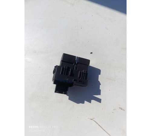 Кнопка ручника