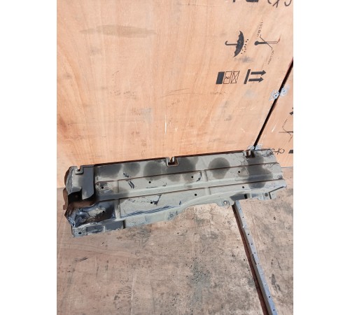 Защита антигравийная левая