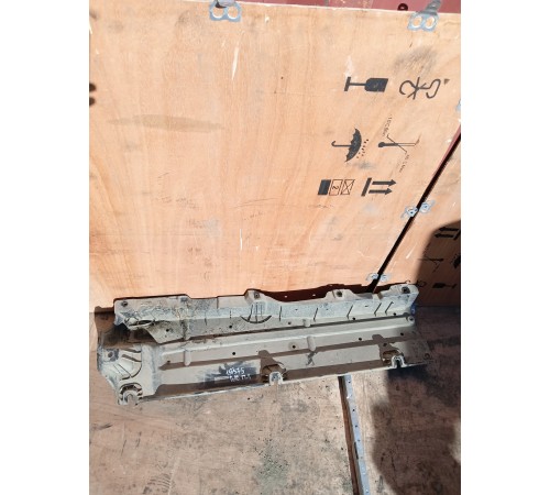 Защита антигравийная левая