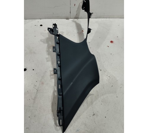 Обшивка задней стойки (правая)