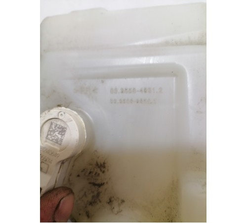 Бачок тормозной жидкости