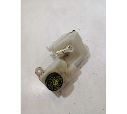 Бачок тормозной жидкости