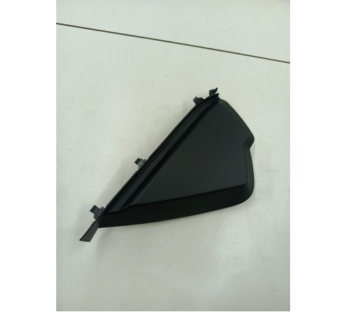 Накладка торпедо левая