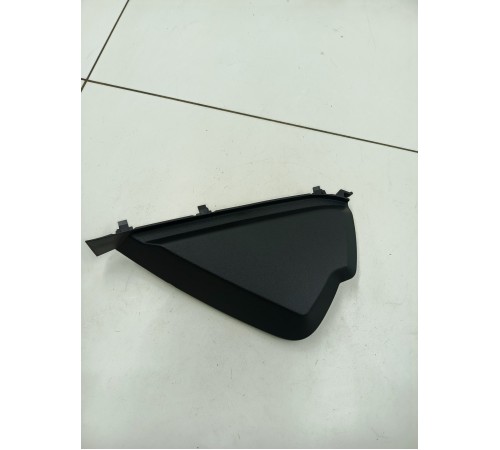 Накладка торпедо левая