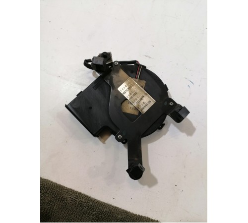 Вентилятор сиденья передний правый нижний