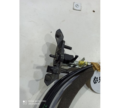 Трос лючка бензобака