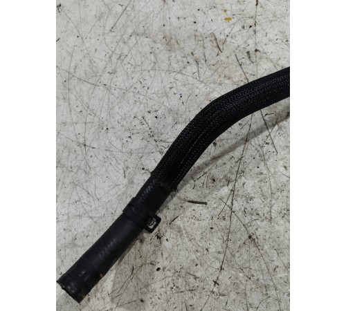 Патрубок системы охлаждения