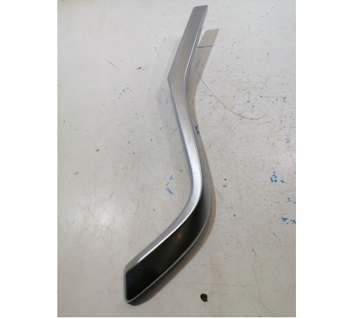 Накладка центральной консоли правая