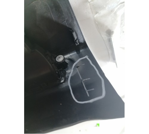 Накладка центральной стойки левая нижняя