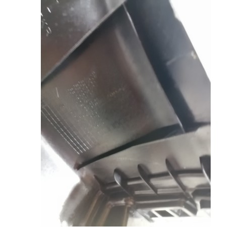 Накладка центральной стойки левая нижняя