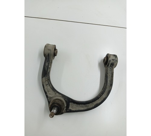 Рычаг подвески передний левый