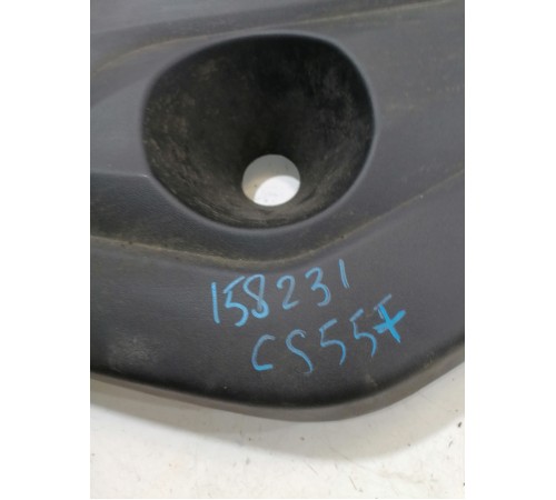 Декоративная крышка двигателя