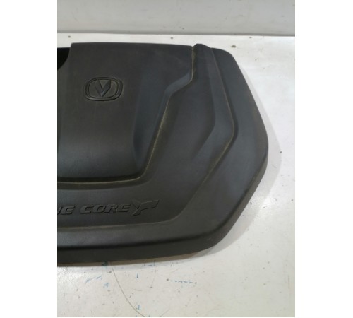 Декоративная крышка двигателя