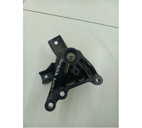 Подушка опора двигателя правая