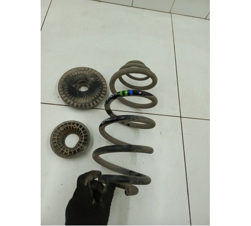 Пружина подвески задняя