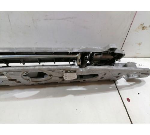 Механизм подъёма центрального экрана