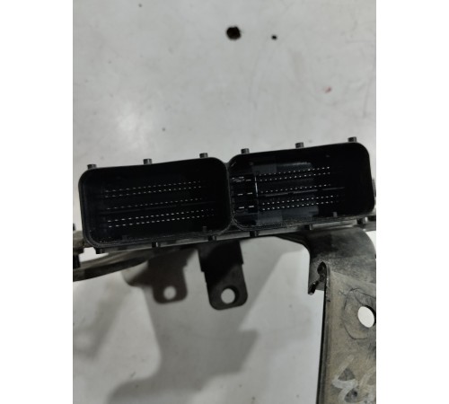 Блок управления двигателем