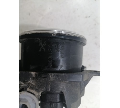 Фара противотуманная левая