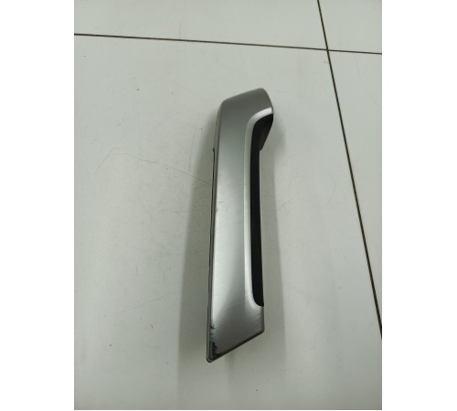 Ручка обшивки двери передняя левая