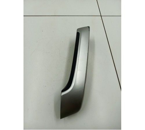 Ручка обшивки двери передняя левая