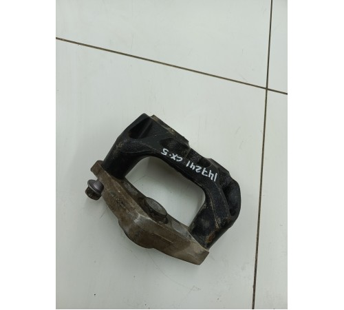 Кронштейн крепление двигателя