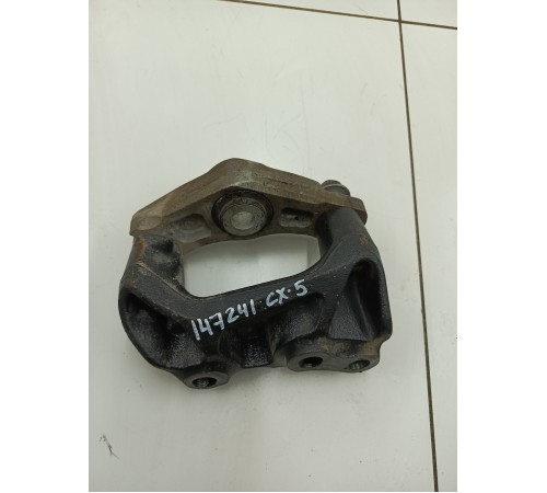 Кронштейн крепление двигателя