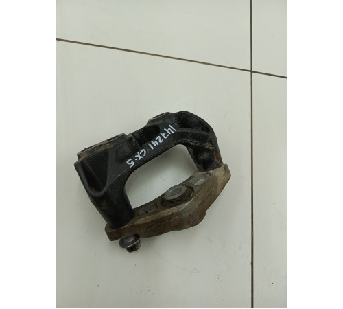 Кронштейн крепление двигателя