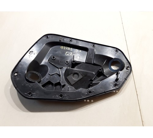 Накладка обшивки двери (задняя, левая внутренняя)