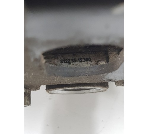 Кран клапан тормозной системы левый