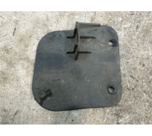 Брызговик задний правый