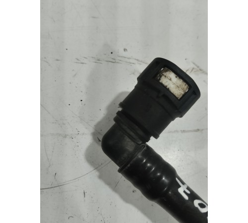 Трубка абсорбера топливных паров