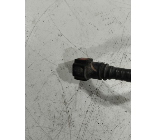 Трубка абсорбера топливных паров