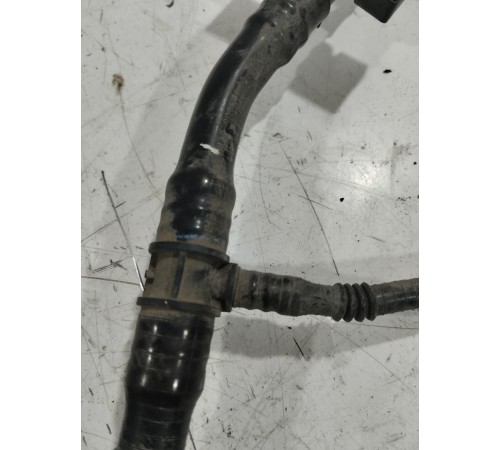 Трубка абсорбера топливных паров