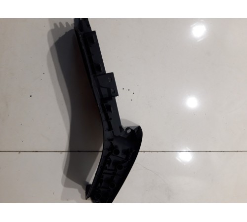 Накладка кнопки стеклоподъёмника (передняя, правая)