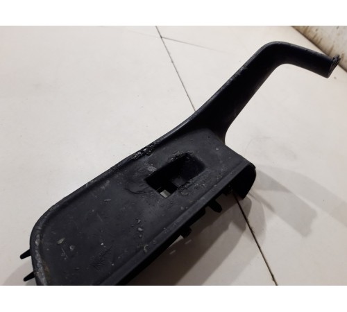 Накладка кнопки стеклоподъёмника (передняя, правая)