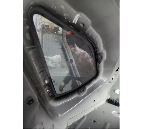 Стекло глухое правое