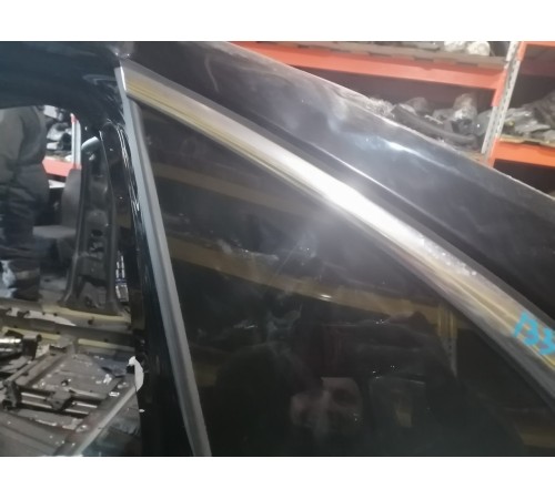 Стекло глухое левое