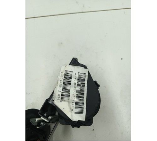 Ремень безопасности третьего ряда правый