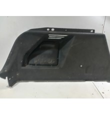 Обшивка багажника левая