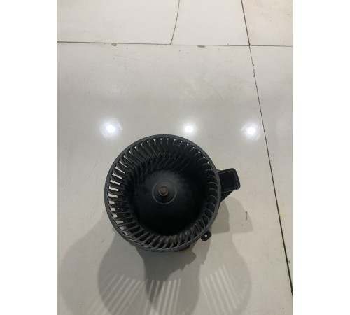 Моторчик отопителя (печки)