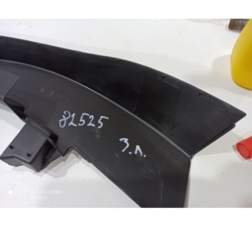 Накладка двери (задняя левая)