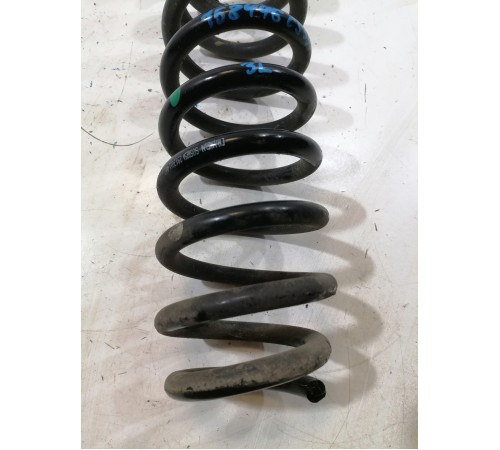 Пружина подвески задняя